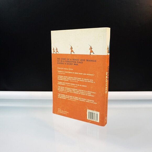 UNDERGROUND A Novel By Antanas Sileika Author Signed 2011 Paperback Canada - Picture 2 of 6